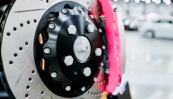 Mechanika samochodowa i serwis bieżący